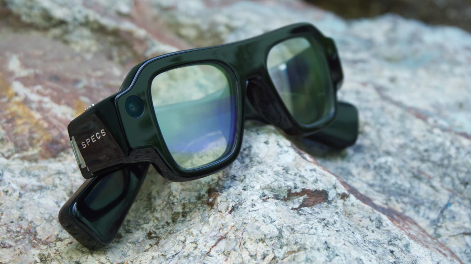 Snap Specs hands on: Standalone AR glasses are here