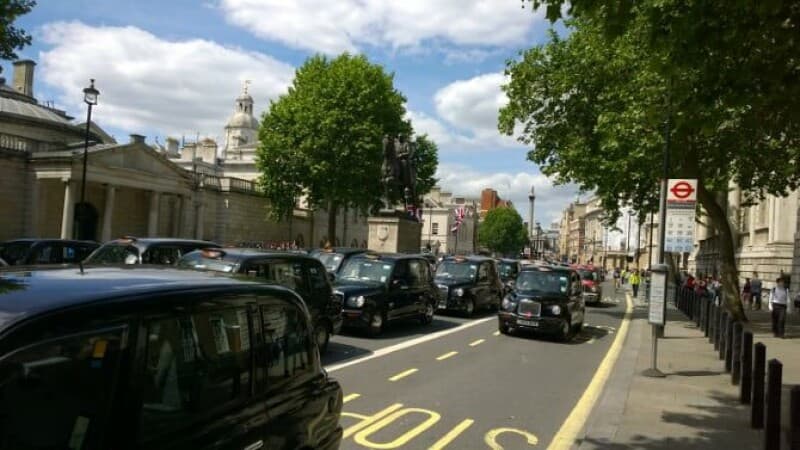 Uber dodges £340M cabbie lawsuit after drivers miss legal deadline