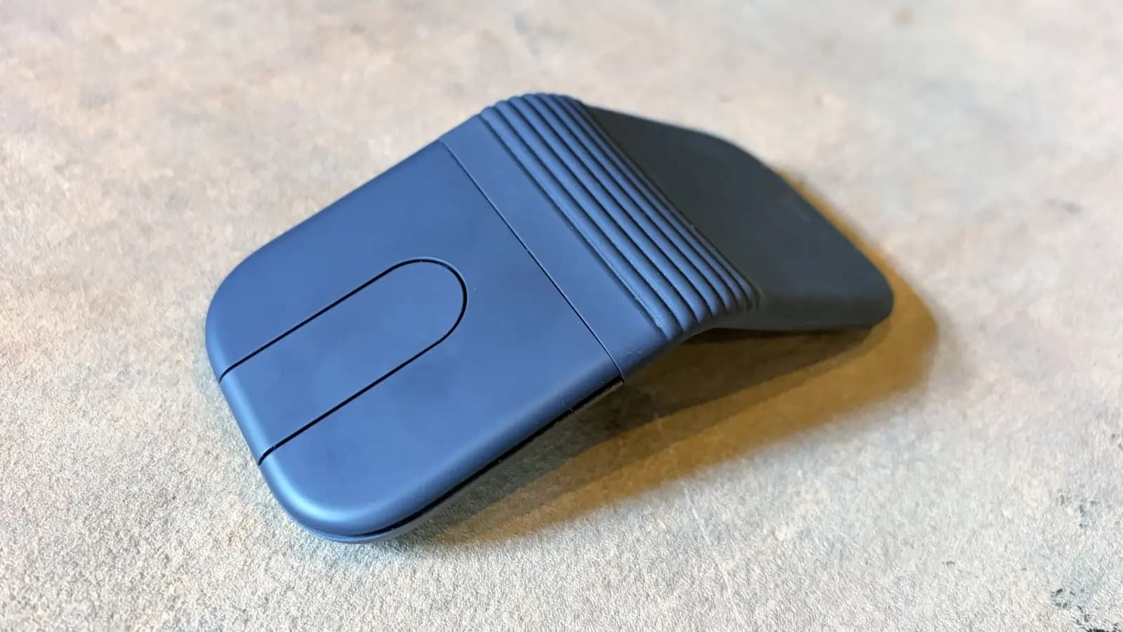 New Logitech travel mouse folds to be oh so portable [Review] ★★★★☆