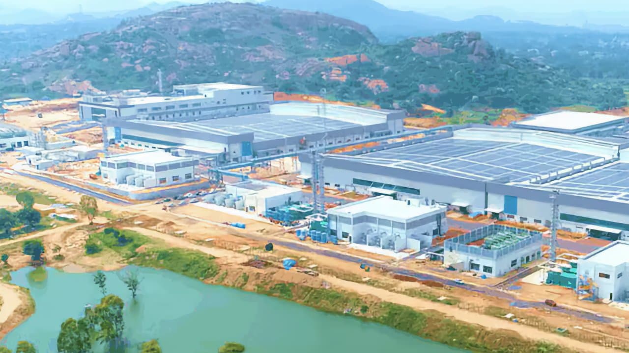 India threatens to shut down iPhone factory for polluting farmland