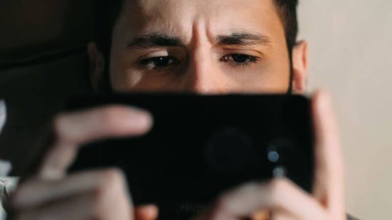 UK firm bombarded debt-ridden people with 5.5M texts
