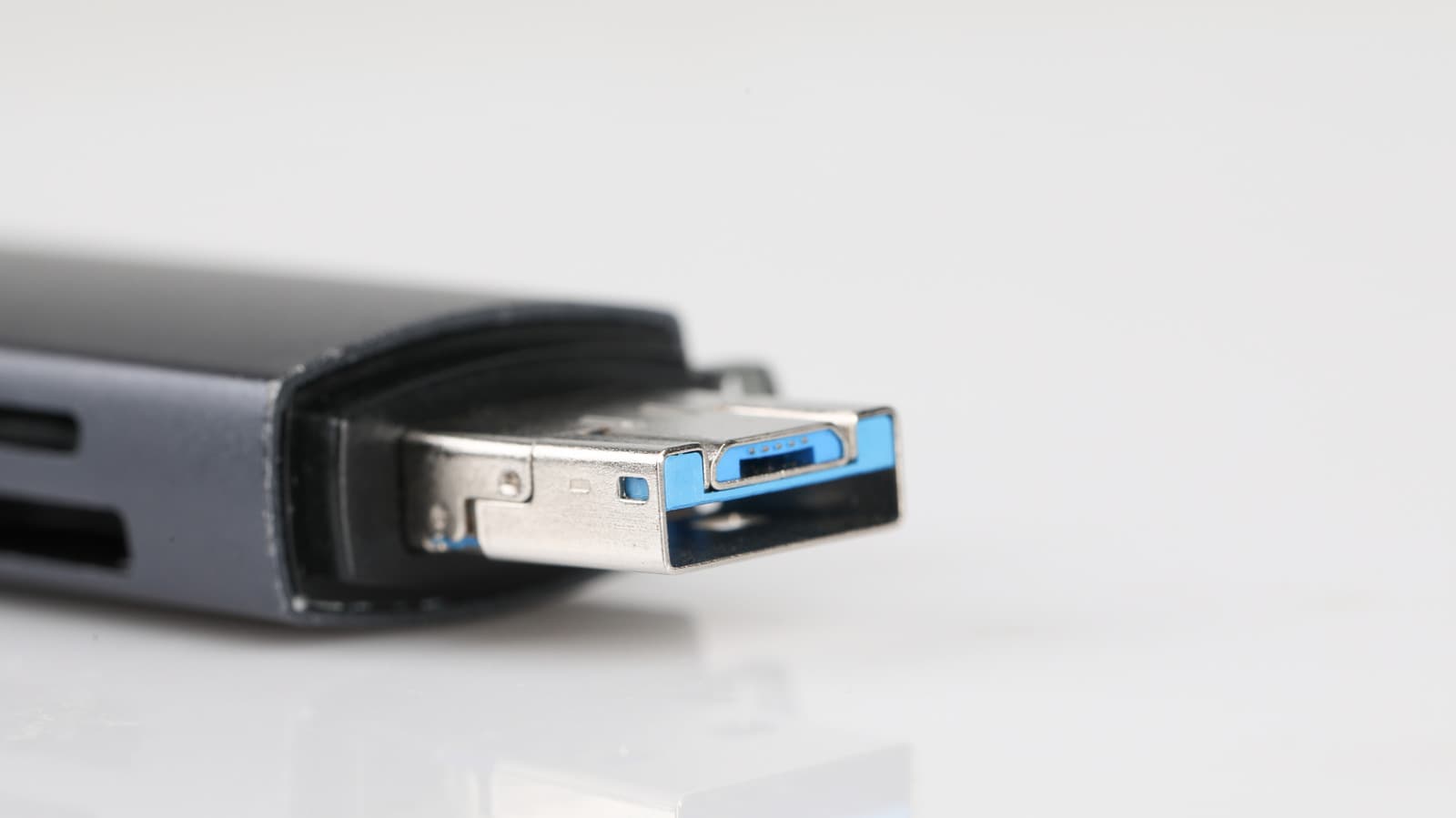 exFAT vs NTFS: What's the difference between these formats?
