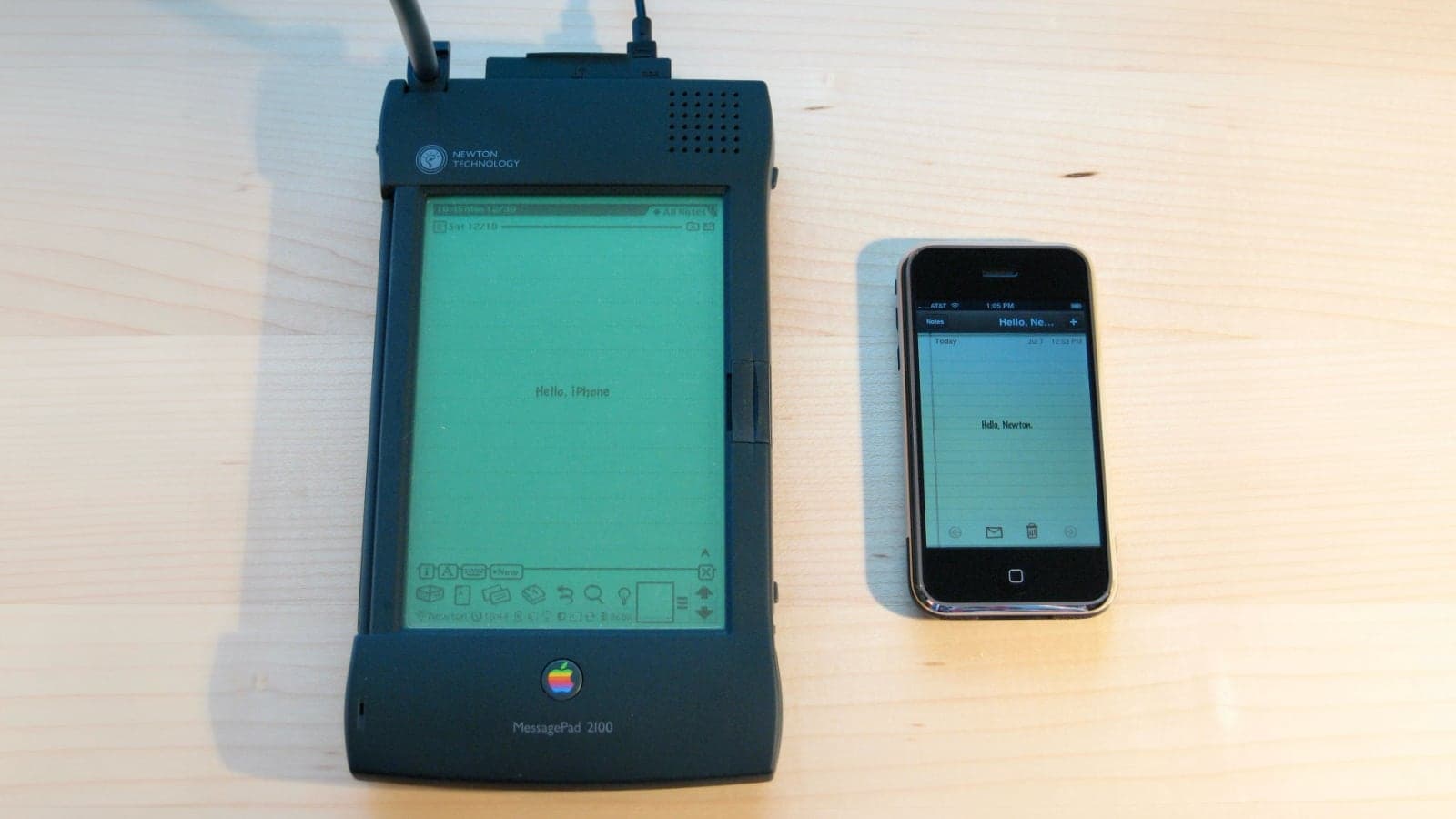 Today in Apple history: Newton MessagePad inspires mobile revolution