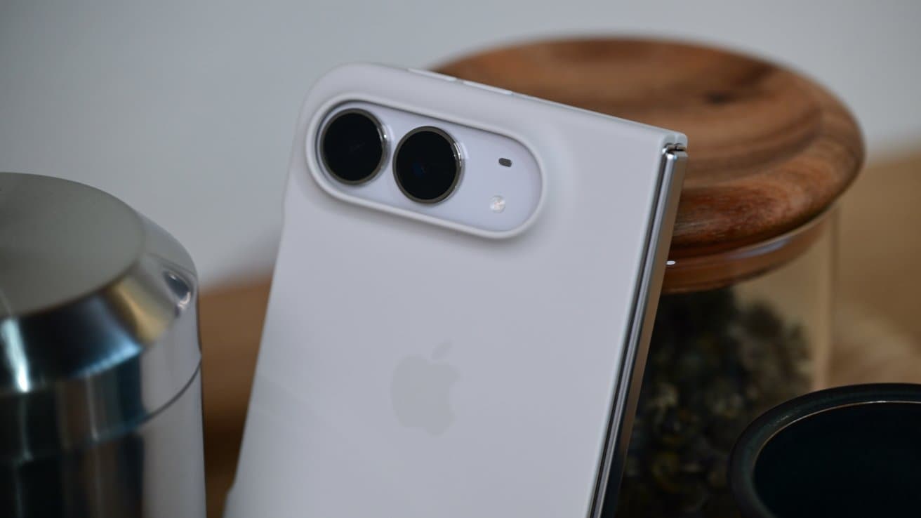 iPhone Duo camera system vs. iPhone 18 Pro: Design compromises, not flaws