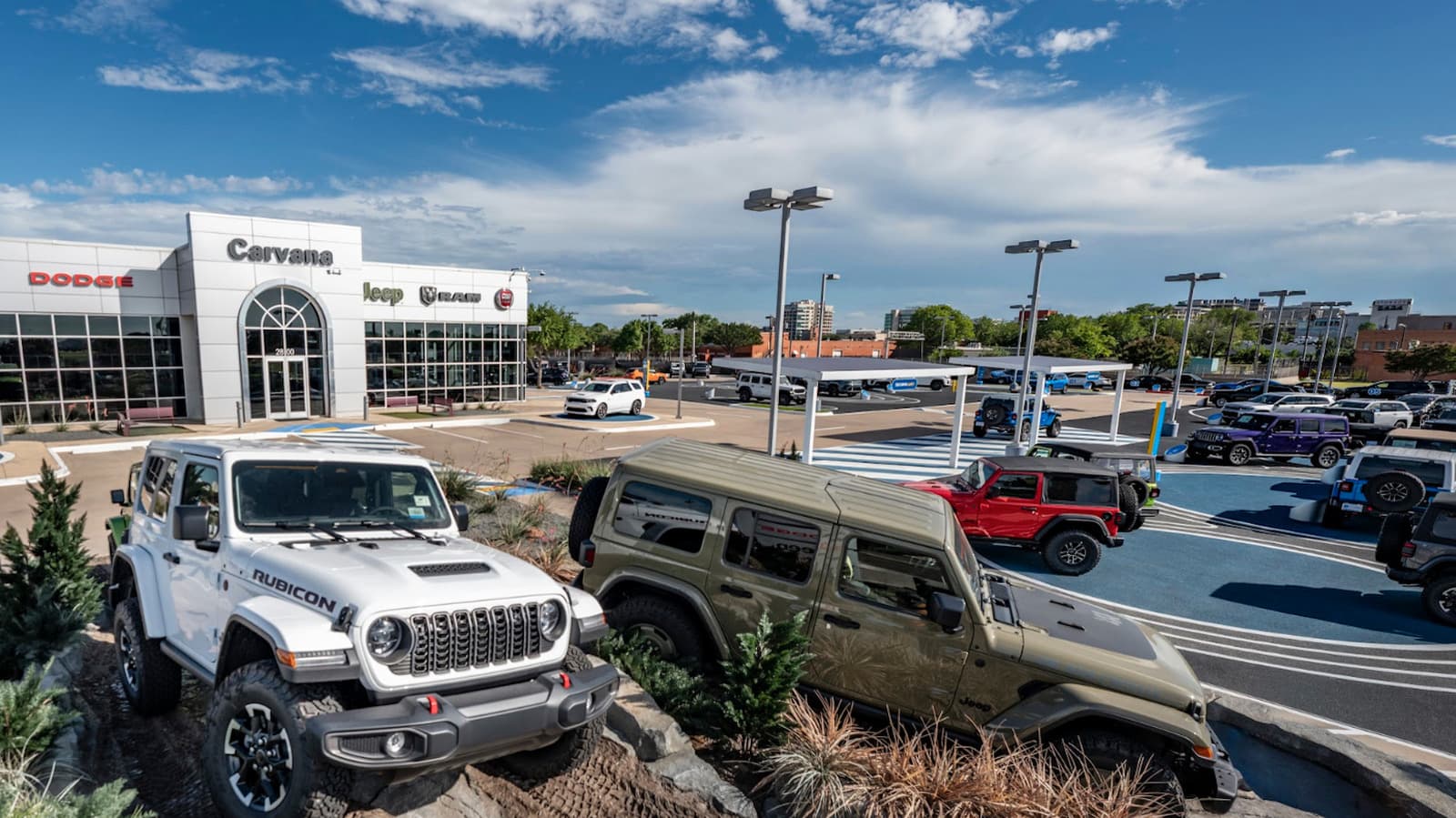 Carvana launches its first test drive center at a dealership, with more to come
