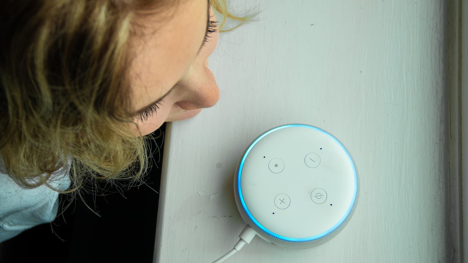 How to change Amazon Alexa's voice and personality