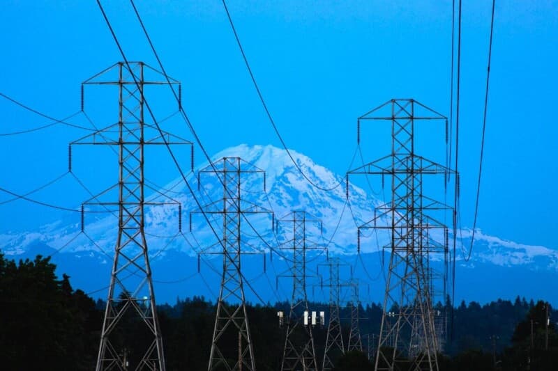 Building up the US power grid won't be wasted, even if the AI bubble bursts