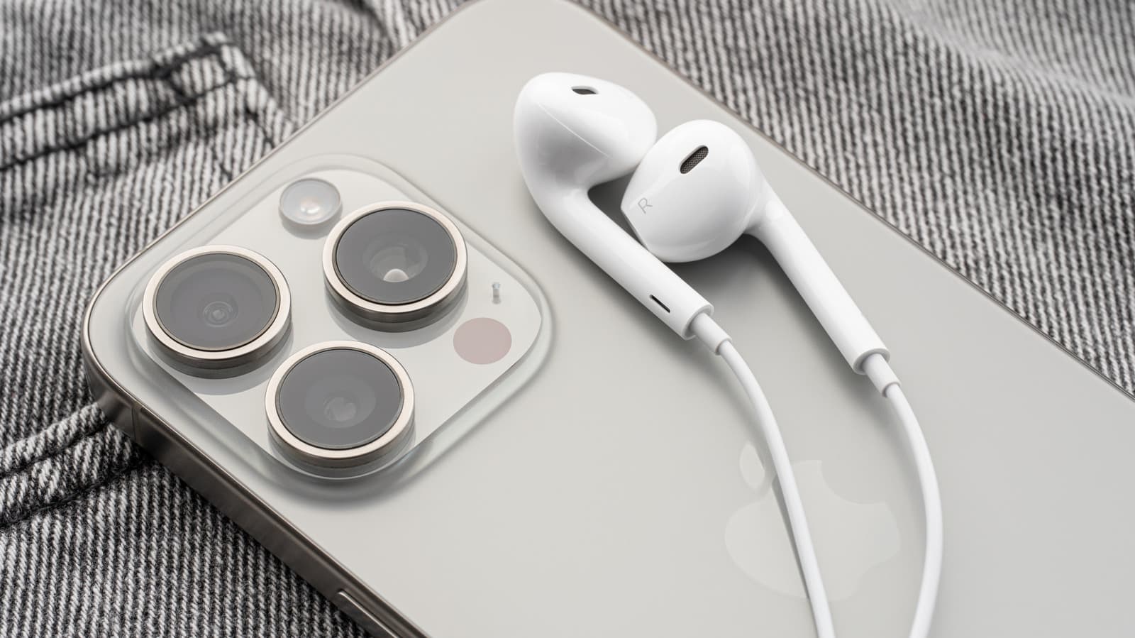 Are Apple's wired EarPods still worth buying?