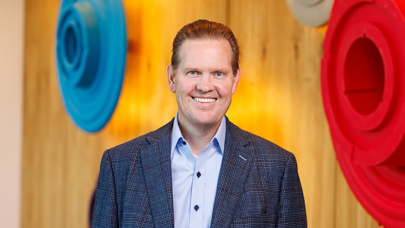 Apple picks up Nate Gatten as new head of government affairs