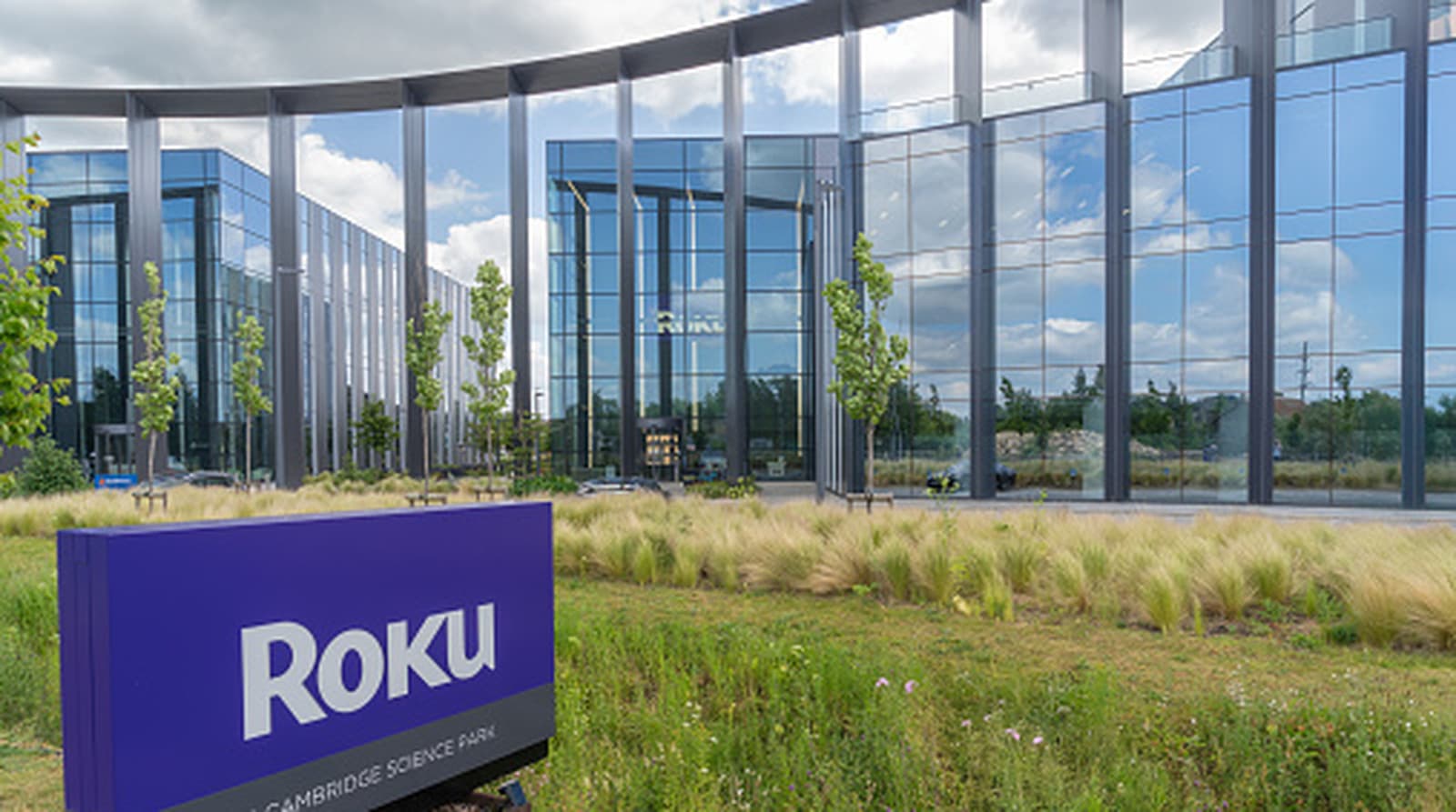 What can you do with a Roku TV without internet access?