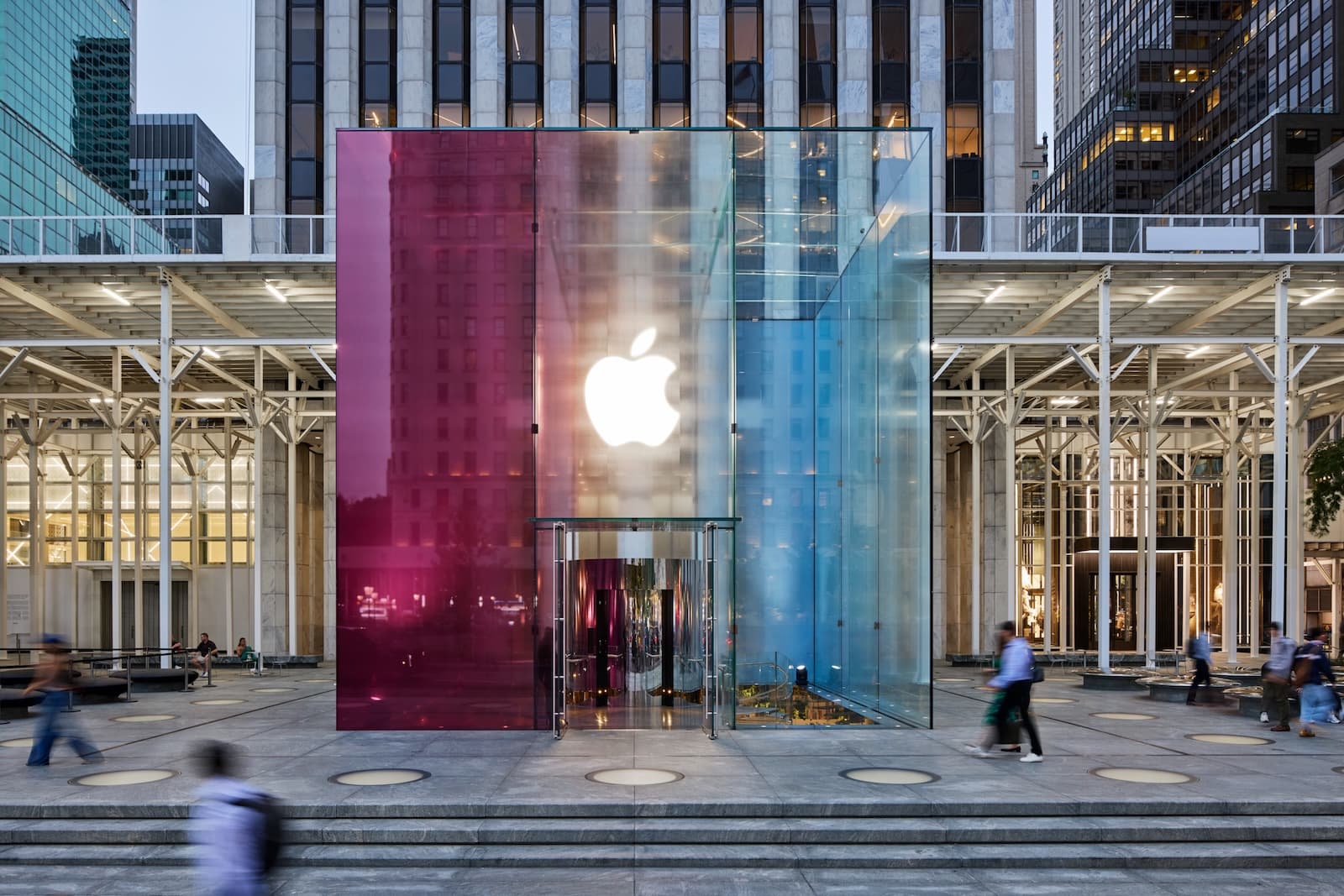 Apple CEO John Ternus Teases iPhone 18 Pro Launch Day