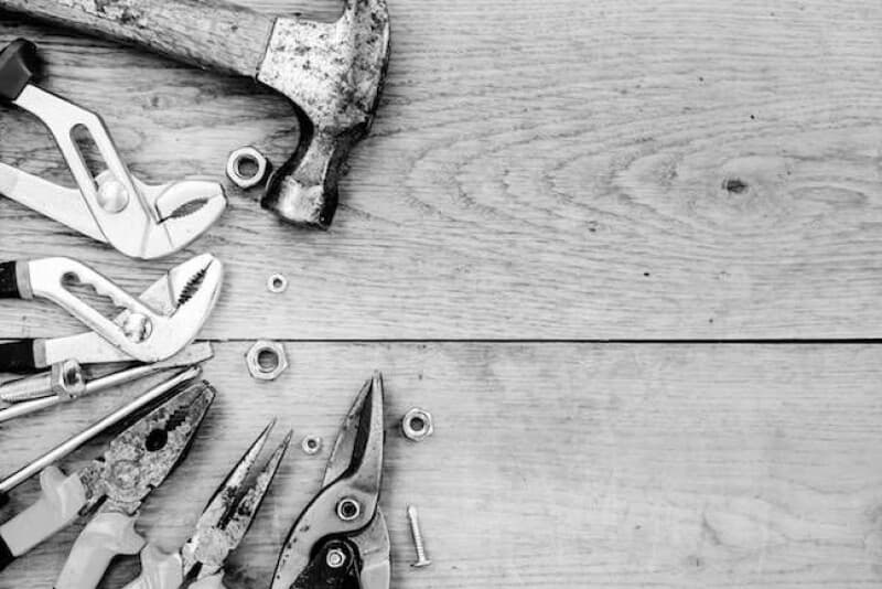 Microsoft patches Windows and Excel – breaks audio, remote access, and paste