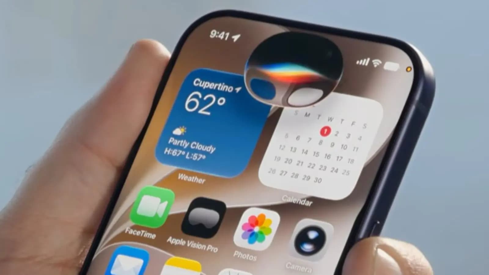 iPhone 18 Pro’s smaller Dynamic Island might let Siri AI assume its true shape