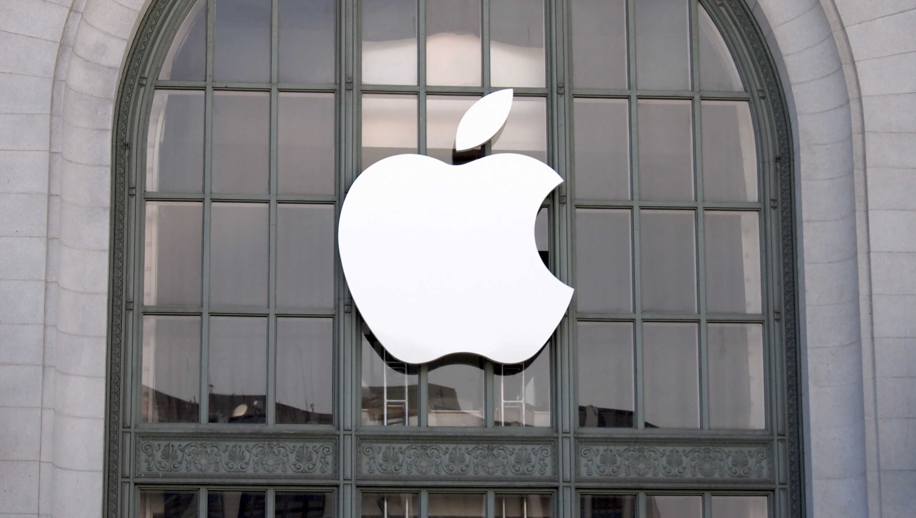 Today in Apple history: Rainbow Apple logo gets a modern overhaul