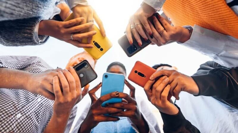 Americans give all-day school phone bans a ringing endorsement