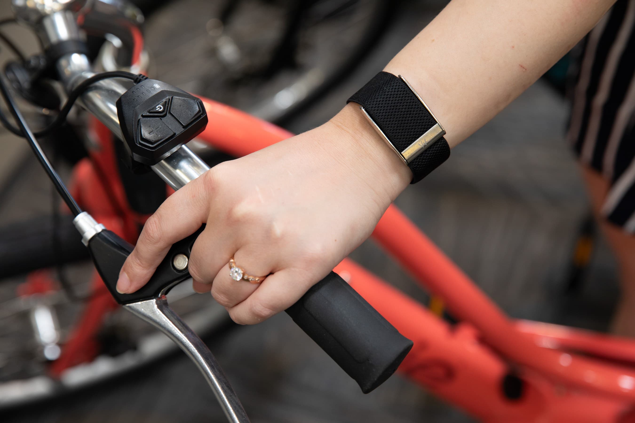 Wearables are getting a taste of much-needed minimalism