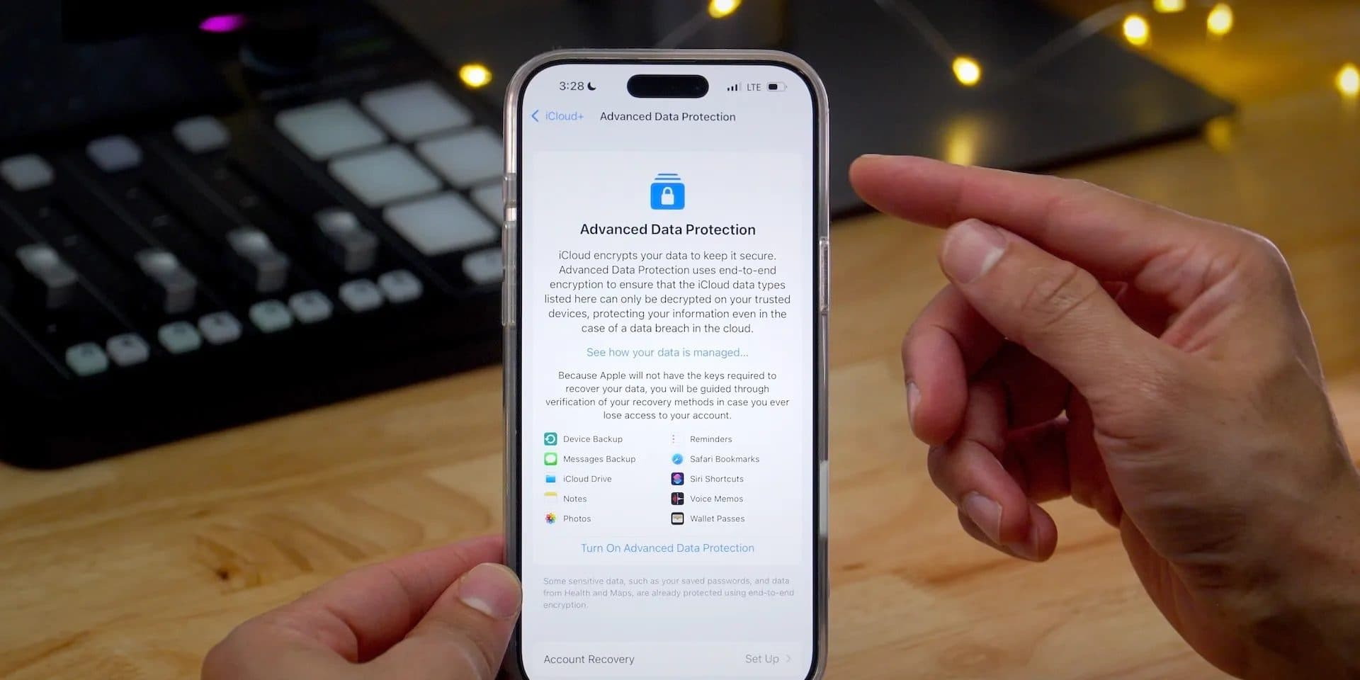 Apple pushes UK court to lift secrecy around encryption backdoor order